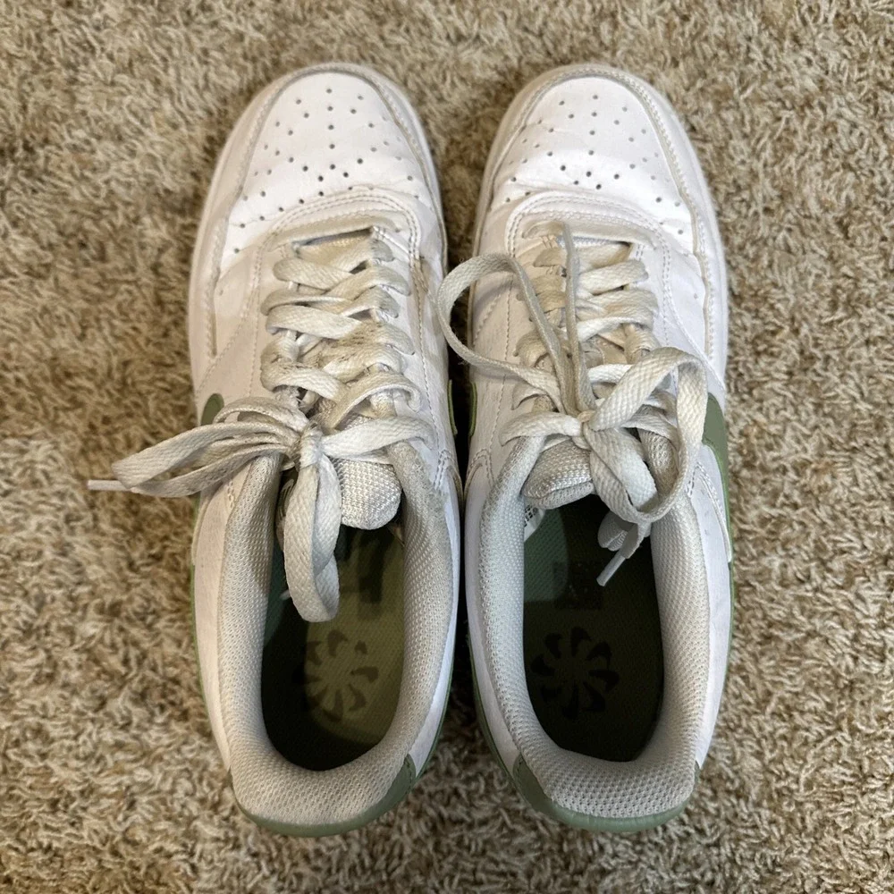 Nike‎ Court Vision Low Next Nature Green Men's 8.5 FD0781-100 White Sneakers